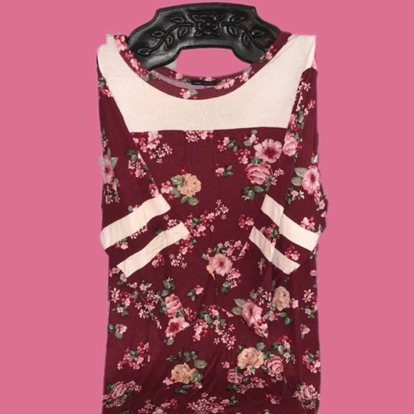 Sweet Claire Tops - ModCloth burgundy floral baseball top sz.3x